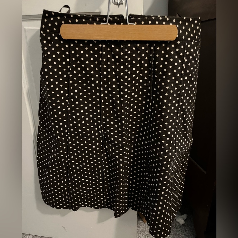 Brown winter skirt size 12 like new.